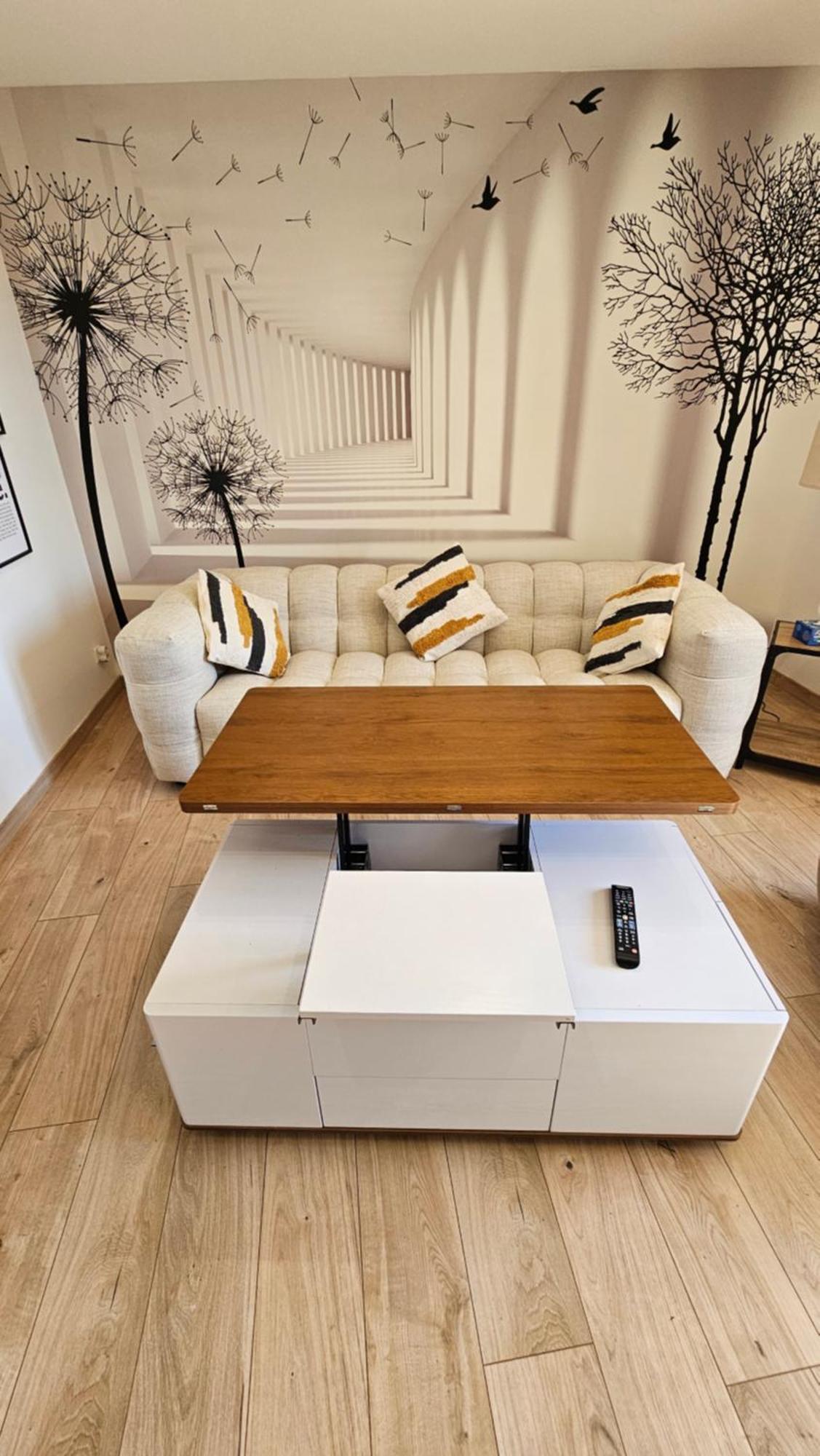 2 Pieces Entierement Renoves Proche Du Apartment